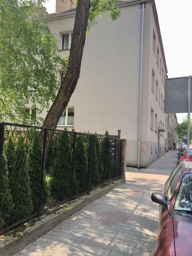 Apartament Joanna Parter Blisko Onkologii I Strefy Ekonomicznej Ґлівіце Екстер'єр фото