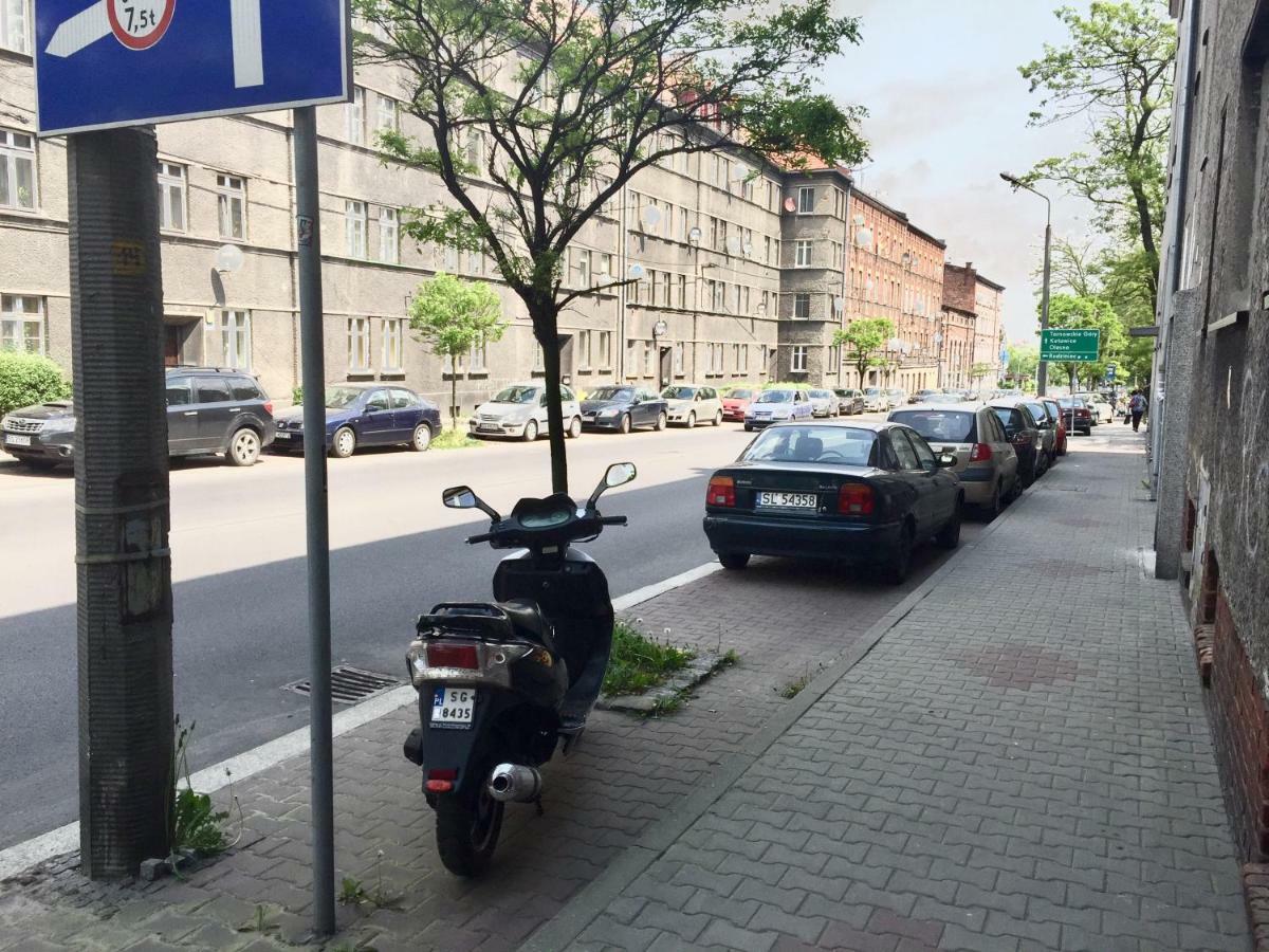Apartament Joanna Parter Blisko Onkologii I Strefy Ekonomicznej Ґлівіце Екстер'єр фото